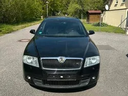 Schwarz Gebraucht 2006 Skoda Octavia RS Kombi | 2.999 € (Fairer Preis)