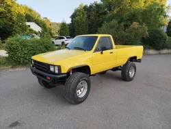 Gelb Gebraucht 1984 Toyota HiLux Abholung | 15.990 €