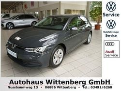 Grau Gebraucht 2022 VW Golf VIII Life Limousine | 20.549 € (Fairer Preis)