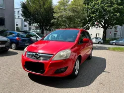 Rot Gebraucht 2010 Opel Zafira Van / Kleinbus | 2.000 € (Etwas zu teuer)