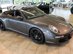 Grau Gebraucht 2006 Porsche 911 Carrera 4 Cabriolet Cabrio | 64.800 € (Teuer)
