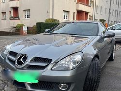 Grau Gebraucht 2009 Mercedes SLK200 Cabrio | 9.000 € (Fairer Preis)