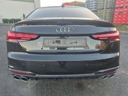 Mythosschwarz (metallic) Gebraucht 2022 Audi Coupé Sport Coupé | 34.999 € (Superpreis)