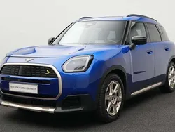 Blau Gebraucht 2024 Mini Countryman SUV | 39.038 € (Guter Preis)