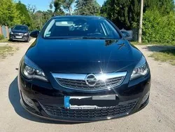 Schwarz Gebraucht 2011 Opel Astra Design Edition Limousine | 7.100 € (Fairer Preis)