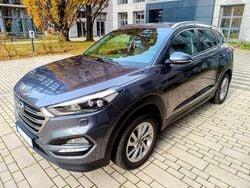 Grau Gebraucht 2016 Hyundai Tucson SUV | 12.000 € (Guter Preis)