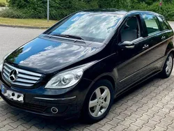 Schwarz Gebraucht 2005 Mercedes B180 Van / Kleinbus | 4.999 € (Fairer Preis)