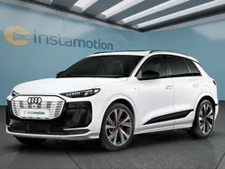 Weiß Gebraucht 2025 Audi Q6 e-tron SUV | 75.649 € (Guter Preis)