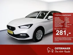 Weiss Gebraucht 2022 Seat Leon Reference Limousine | 16.980 € (Guter Preis)
