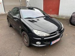 Schwarz Gebraucht 2004 Peugeot 206 CC Cabrio | 1.490 € (Etwas zu teuer)