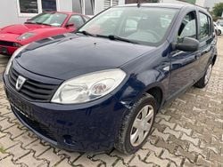 Blau Gebraucht 2010 Dacia Sandero Kleinwagen | 800 € (Guter Preis)
