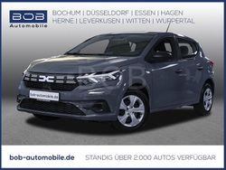 Grau Gebraucht 2024 Dacia Sandero Essentiel Limousine | 15.980 € (Guter Preis)
