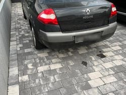 Schwarz Gebraucht 2004 Renault Mégane II Limousine | 1.500 € (Fairer Preis)