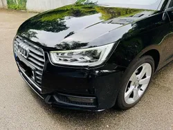 Schwarz Gebraucht 2016 Audi A1 Ambiente Kleinwagen | 11.490 € (Guter Preis)