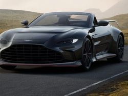 Schwarz Gebraucht 2023 Aston Martin V12 Vantage Cabrio | 369.000 €