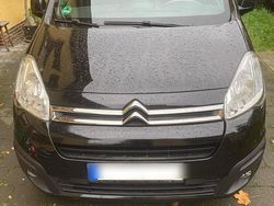 Schwarz Gebraucht 2016 Citroën Berlingo Van / Kleinbus | 12.000 €