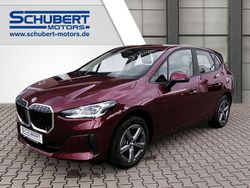 Rot Gebraucht 2024 BMW 218 Active Tourer Sport Line Van / Kleinbus | 33.900 € (Fairer Preis)