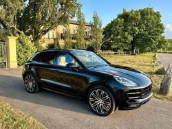 Schwarz Gebraucht 2016 Porsche Macan Turbo SUV | 46.900 € (Etwas zu teuer)