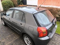 Grau Gebraucht 2004 Toyota Corolla Sol Limousine | 2.999 € (Guter Preis)