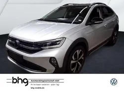 Reflexsilber metallic/schwarz Gebraucht 2023 VW Taigo Style SUV | 26.930 € (Teuer)