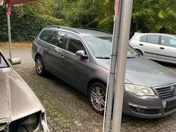 Grau Gebraucht 2008 VW Passat Kombi | 1.850 € (Guter Preis)