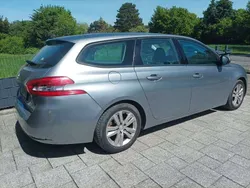 Grau Gebraucht 2016 Peugeot 308 Kombi | 8.500 € (Fairer Preis)