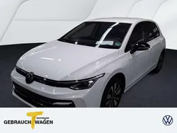 Weiß Gebraucht 2025 VW Golf VIII Goal Limousine | 23.290 € (Superpreis)