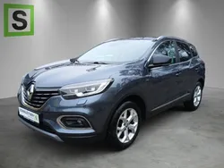 Grau Gebraucht 2020 Renault Kadjar Bose Edition SUV | 17.960 € (Fairer Preis)