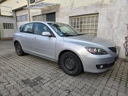 Silber Gebraucht 2007 Mazda 3 Active Limousine | 3.299 € (Fairer Preis)