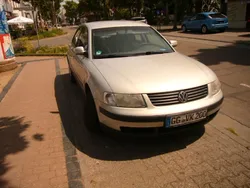 Silber Gebraucht 2000 VW Passat Edition Limousine | 1.500 € (Guter Preis)