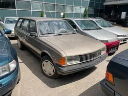 Gold metallic Gebraucht 1985 Peugeot 305 Kombi | 2.450 €