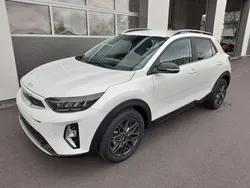 Weiß Gebraucht 2024 Kia Stonic 4 SUV | 22.990 € (Fairer Preis)