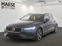 Denim blue / metallic Gebraucht 2024 Volvo V60 Core Kombi | 35.150 € (Superpreis)