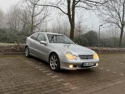 Mercedes C180