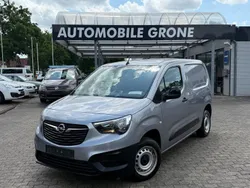 Grau Gebraucht 2023 Opel Combo Edition Van / Kleinbus | 14.450 € (Superpreis)