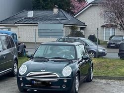 Grün Gebraucht 2004 Mini Cooper Kleinwagen | 2.200 € (Guter Preis)