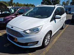 Weiß Gebraucht 2016 Ford Grand C-Max Titanium Van / Kleinbus | 8.999 € (Guter Preis)