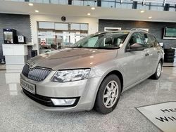 Cappuccinobeige metallic Gebraucht 2014 Skoda Octavia Active Kombi | 3.480 € (Etwas zu teuer)