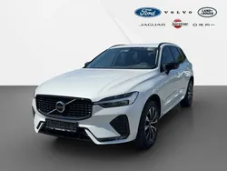 Crystalwhite pearl Gebraucht 2022 Volvo XC60 Plus SUV | 61.990 €