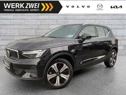 Onyx black Gebraucht 2022 Volvo XC40 Core SUV | 31.490 € (Guter Preis)