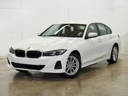 Weiß Gebraucht 2024 BMW 320 Sport Line Limousine | 36.580 € (Guter Preis)