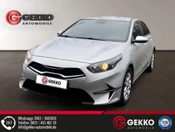 Silber Gebraucht 2022 Kia Ceed Limousine | 15.849 € (Fairer Preis)