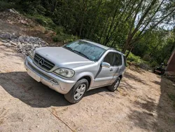 Silber Gebraucht 2005 Mercedes ML400 SUV | 2.500 €