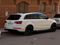 Weiß Gebraucht 2013 Audi Q7 S-Line SUV | 17.500 € (Guter Preis)