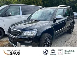 Schwarz Gebraucht 2015 Skoda Yeti Outdoor Ambition SUV | 10.200 €