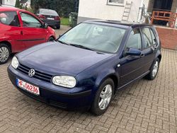 Blau Gebraucht 2001 VW Golf IV Trendline Limousine | 2.500 € (Fairer Preis)