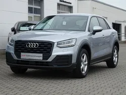 Silber Gebraucht 2019 Audi Q2 Comfort SUV | 17.445 € (Fairer Preis)