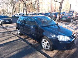Blau Gebraucht 2005 VW Golf V Limousine | 2.290 € (Fairer Preis)