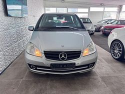 Silber Gebraucht 2009 Mercedes A180 Edition Limousine | 1.999 € (Fairer Preis)