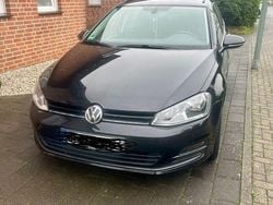 Schwarz Gebraucht 2015 VW Golf VII Edition Kombi | 7.400 € (Superpreis)